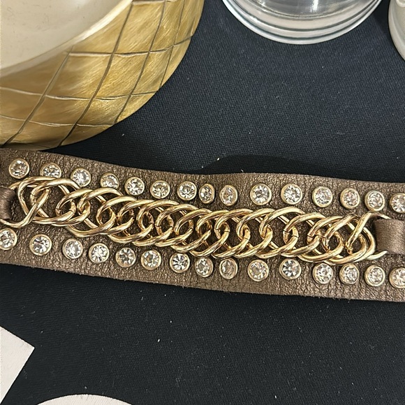 Cache Rhinestone and Chain leather bracelet - Picture 3 of 10